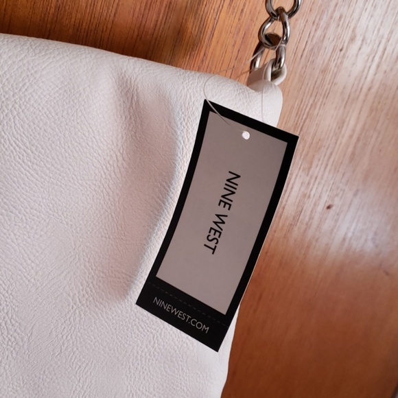 Bag - Picture 6 of 9